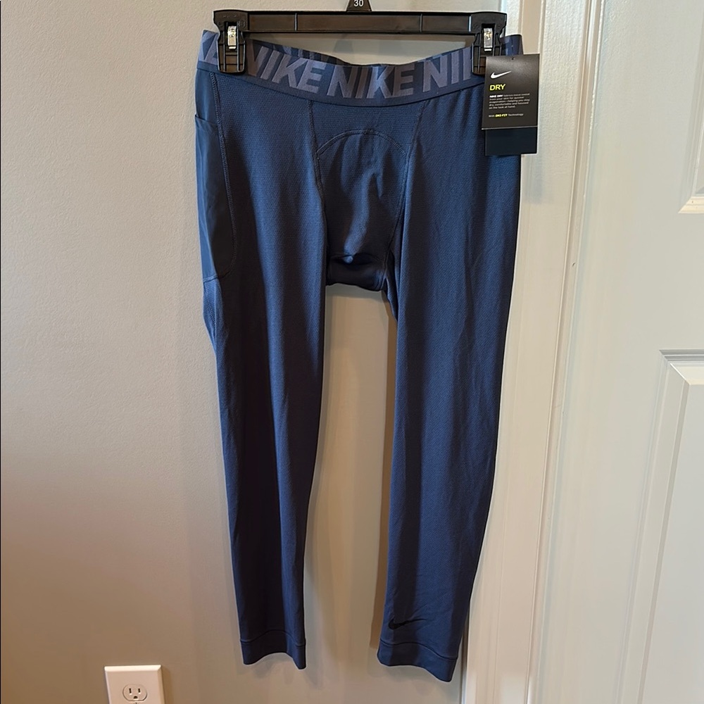 Nike Blueish Grey Cropped Performance Leggings - NWT